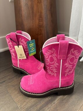 Ariat Fat Baby Hottest Pink Suede leather,Western/cowgirl,wiggle fit system